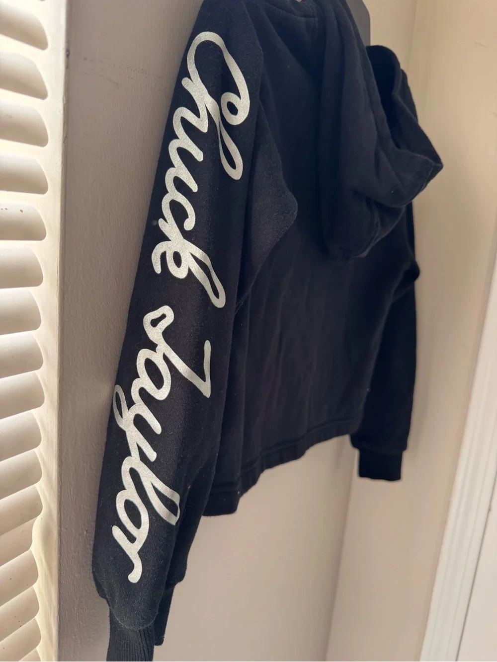 Converse Black Cropped Boxy Hoodie Girls Size S 8-10 Script Star